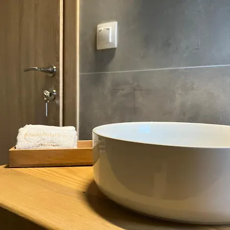 Melofegaro Ξενοδοχείο με διαμερίσματα Παλαιός Παντελεήμων