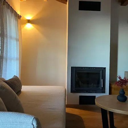 Ξενοδοχείο με διαμερίσματα Melofegaro