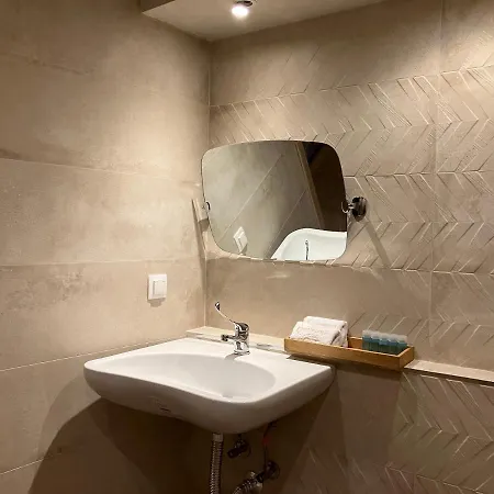 Melofegaro Ξενοδοχείο με διαμερίσματα Παλαιός Παντελεήμων