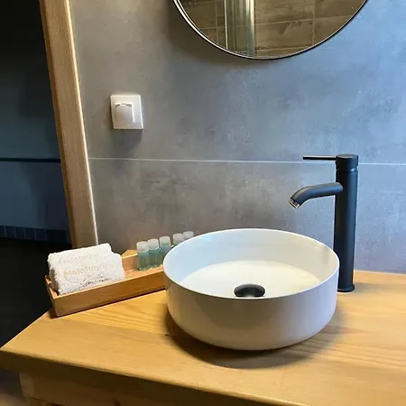 Melofegaro Παλαιός Παντελεήμων